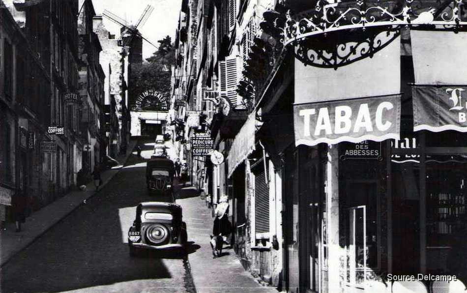 75 Paris Rue des Abbesses.jpg